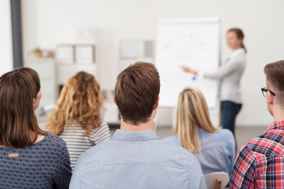Agent Training: Creating Training Programs For Your Agency in 2025
